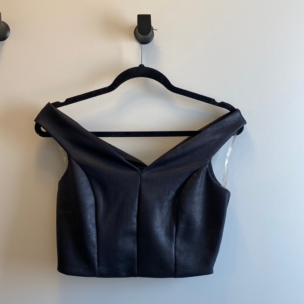 Dynamite Off Shoulder Crop Top